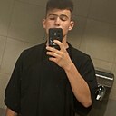 Знакомства: Андрей, 21 год, Волноваха
