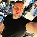 Знакомства: Макс, 39 лет, Львов
