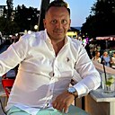 Знакомства: Claudiu, 40 лет, Brașov