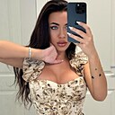 Знакомства: Алина, 28 лет, Екатеринбург