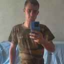 Знакомства: Кирилл, 22 года, Зугрэс