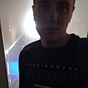 Знакомства: Кирилл, 22 года, Владимир