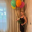 Знакомства: Елена, 43 года, Тюмень