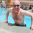 Знакомства: Олег, 42 года, Златоуст