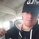 Знакомства: Толик, 32 года, Кант