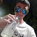 Знакомства: Илья, 28 лет, Мончегорск