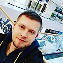 Знакомства: Виктор, 27 лет, Варшава