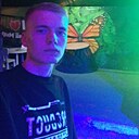 Знакомства: Олег, 23 года, Горловка