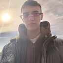 Знакомства: Юрий, 20 лет, Саратов