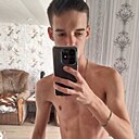 Знакомства: Макс, 21 год, Миллерово