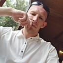 Знакомства: Виктор, 28 лет, Печора