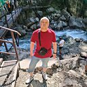 Знакомства: Роман, 49 лет, Усолье-Сибирское