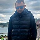 Знакомства: Максим, 31 год, Абинск