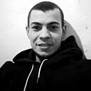 Знакомства: Артем Шакиров, 30 лет, Мегион