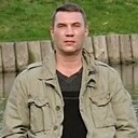 Знакомства: Александр, 44 года, Новомосковск