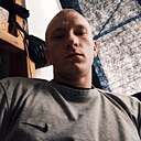 Знакомства: Артём, 27 лет, Курчатов