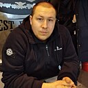 Знакомства: Виктор, 26 лет, Омск