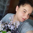 Знакомства: Юлия, 27 лет, Омск