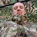 Знакомства: Илья, 32 года, Макеевка