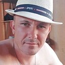 Знакомства: Виктор, 38 лет, Котельниково