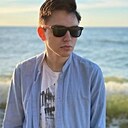 Знакомства: Илья, 22 года, Калининград