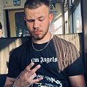 Знакомства: Дмитрий, 22 года, Мир