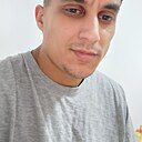 Знакомства: Iordan Laurentiu, 25 лет, Focșani