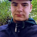 Знакомства: Илья, 21 год, Есиль