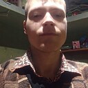 Знакомства: Кирилл, 25 лет, Батайск