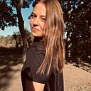 Знакомства: Вика, 25 лет, Саратов