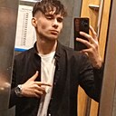 Знакомства: Максим, 25 лет, Биробиджан