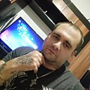 Знакомства: Олег, 39 лет, Прокопьевск