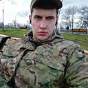 Знакомства: Арсений, 24 года, Абинск