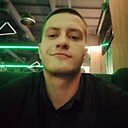 Знакомства: Максим, 23 года, Семей