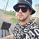 Знакомства: Василий, 31 год, Братск