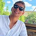 Знакомства: Артем, 33 года, Солигорск