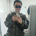 Знакомства: Максим, 33 года, Калачинск