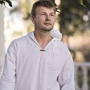 Знакомства: Артем, 34 года, Мостовской