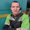 Знакомства: Максим, 27 лет, Солигорск