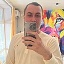 Знакомства: Роман, 28 лет, Саратов