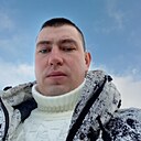 Знакомства: Артем, 31 год, Холмогоры
