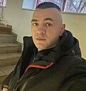 Знакомства: Yuri, 33 года, Вильнюс