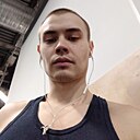 Знакомства: Илья, 31 год, Тюмень