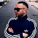 Знакомства: Артём, 37 лет, Псков