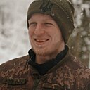 Знакомства: Артем, 28 лет, Лохвица