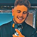 Знакомства: Tudor, 27 лет, București